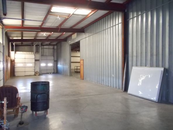 975 W Jackson St, Marshall, MO 65340